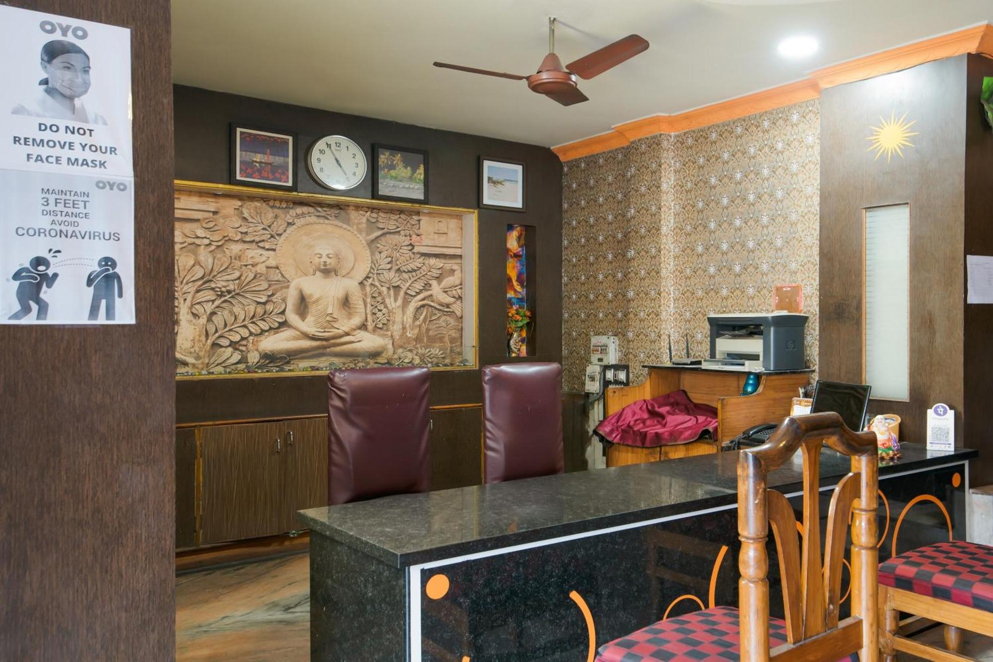 Spot On Hotel Manikanta Residency Visakhapatnam Exterior photo