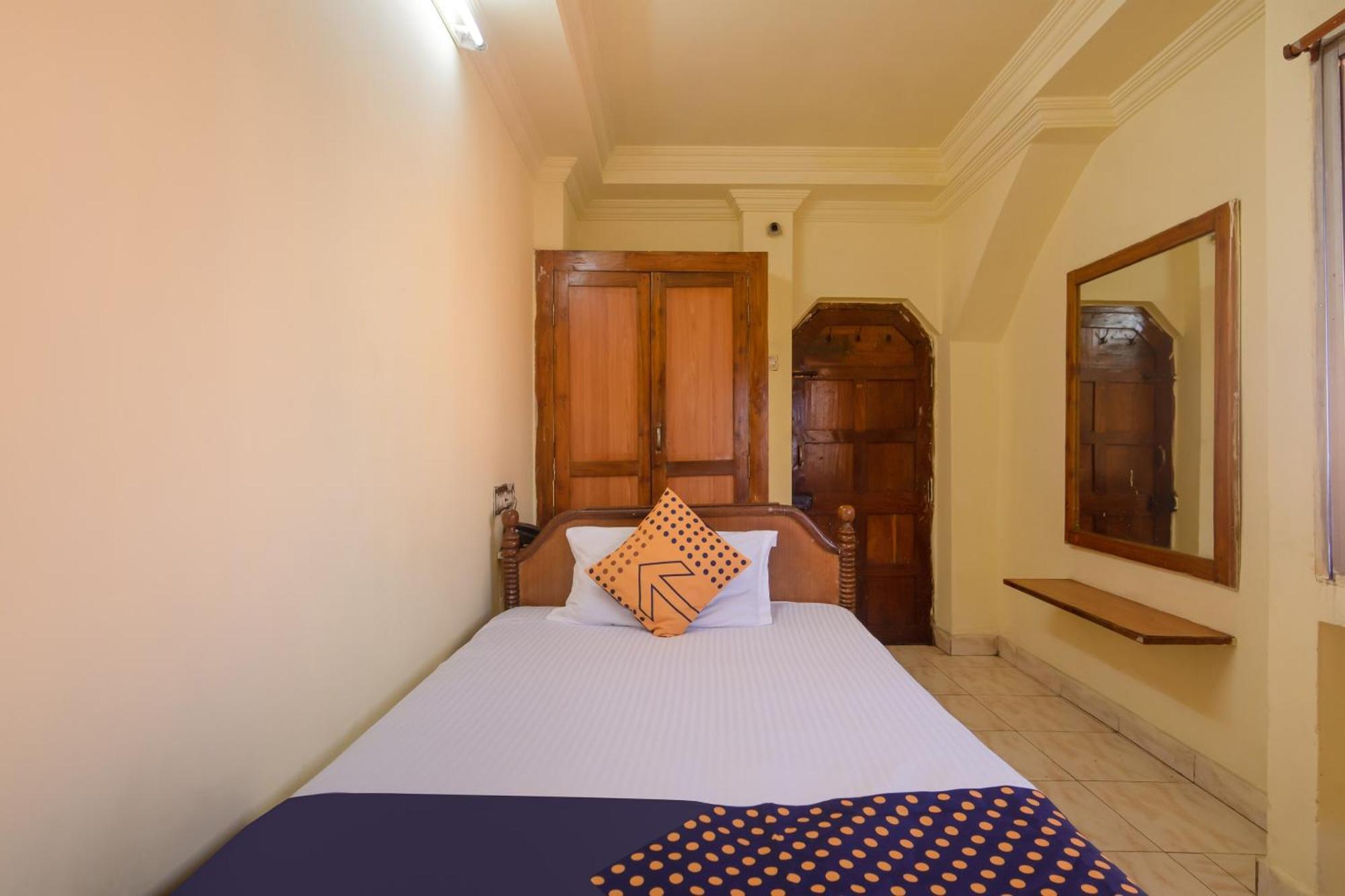 Spot On Hotel Manikanta Residency Visakhapatnam Exterior photo